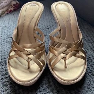 Unida wedges gold shoes